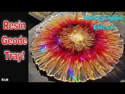 Holographic round Geode tray (L)